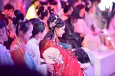 南京汉服模特兼职(想做汉服模特去哪里找)