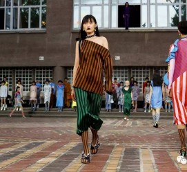 南京广西民族大学兼职模特李琳(2022年即将升为公办的大学)