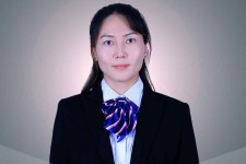 南京商务伴游招聘 微信群里应聘日薪2万“商务伴游” ，女孩人财两失！