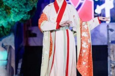 南京汉服模特是哪种兼职的吗(网上雇用古拆汉服模特可信吗)
