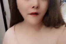 南京美院系花兼职死商务模特(美院系花兼职商务模特第2部一边看球一边玩)