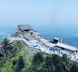 南京湖南旅游攻略(武汉到湖南旅游攻略)