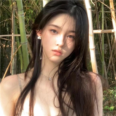 南京与商务伴游共进晚餐，愉快的营业会谈起头了