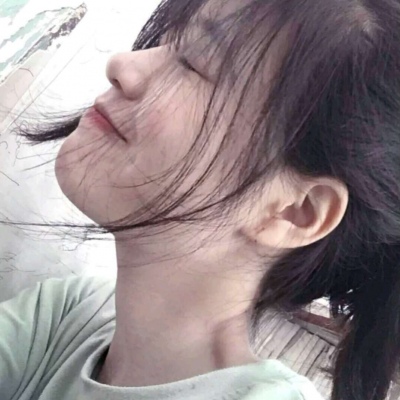 南京伴游女生烟雨蒙蒙的资料
