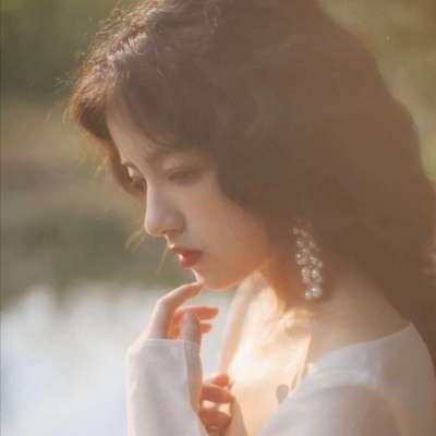 南京伴游女生雷花蕊的资料