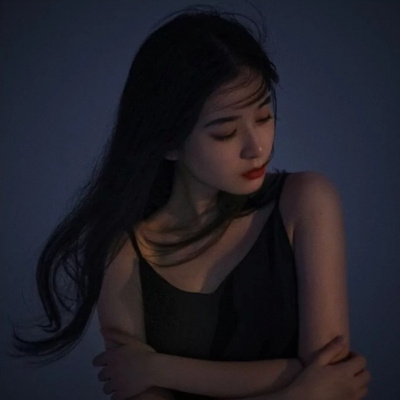 南京伴游女生谢悦悦的资料