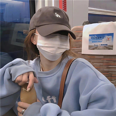 南京伴游女生钟离镜心的资料